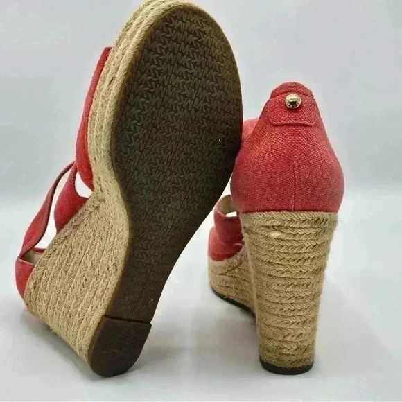 Michael Kors espadrilles, size 9.5 - Picture 8 of 9